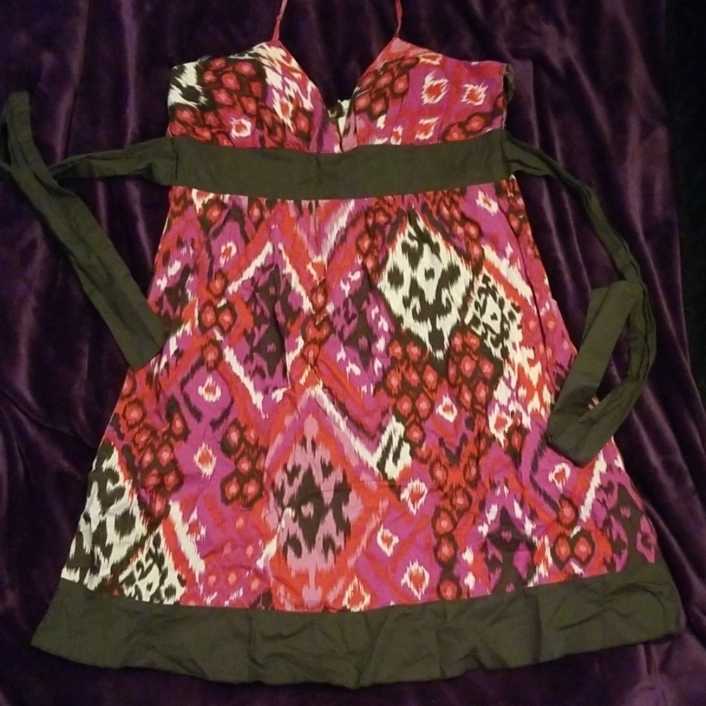 Dress - Picture 3 of 4